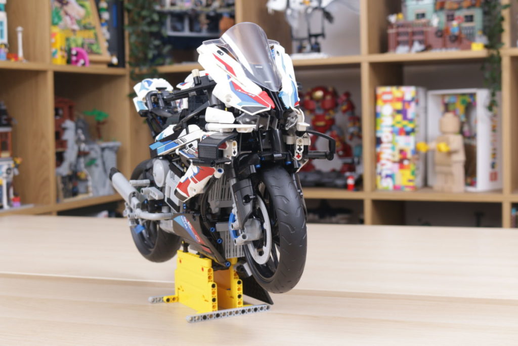 LEGO Technic 42130 BMW M 1000 RR review 4 1024x683