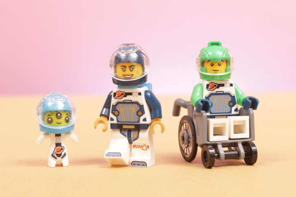 LEGO City 60439 Space Science Lab review 19 1024x683