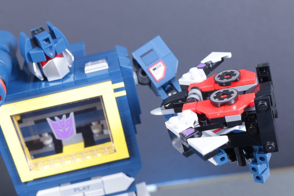 LEGO Icons Transformers 10358 Soundwave review 35 1024x683