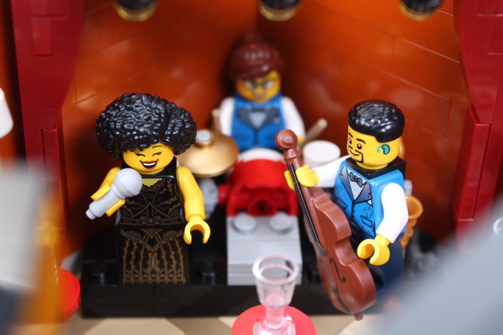 LEGO Icons 10312 Jazz Club review 27 1024x683