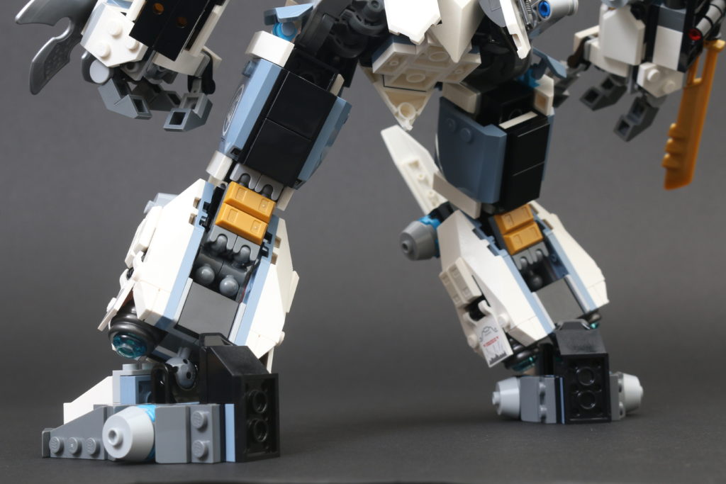 LEGO NINJAGO Legacy 71738 Zanes Titan Mech Battle review 31
