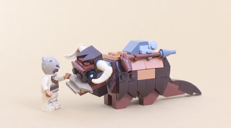 LEGO Star Wars Microfighters 75263 Resistance Y-wing, 75264 Kylo Ren’s Shuttle and 75265 T-16 Skyhopper vs Bantha review