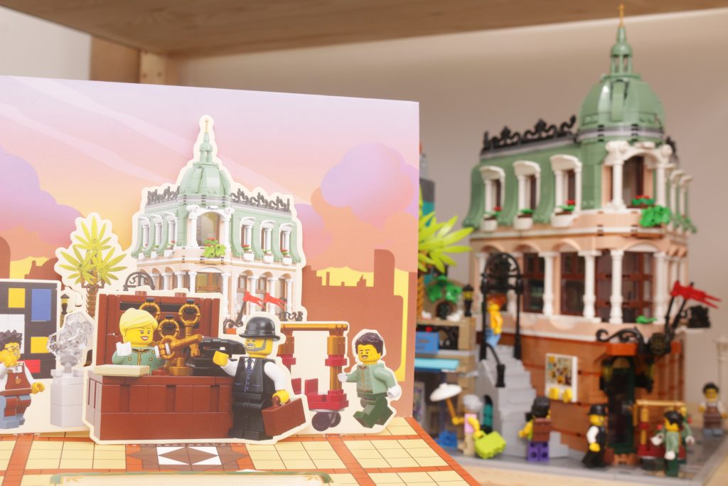 Reviewing LEGO Modular pop up postcard Insiders Rewards 17 1024x683