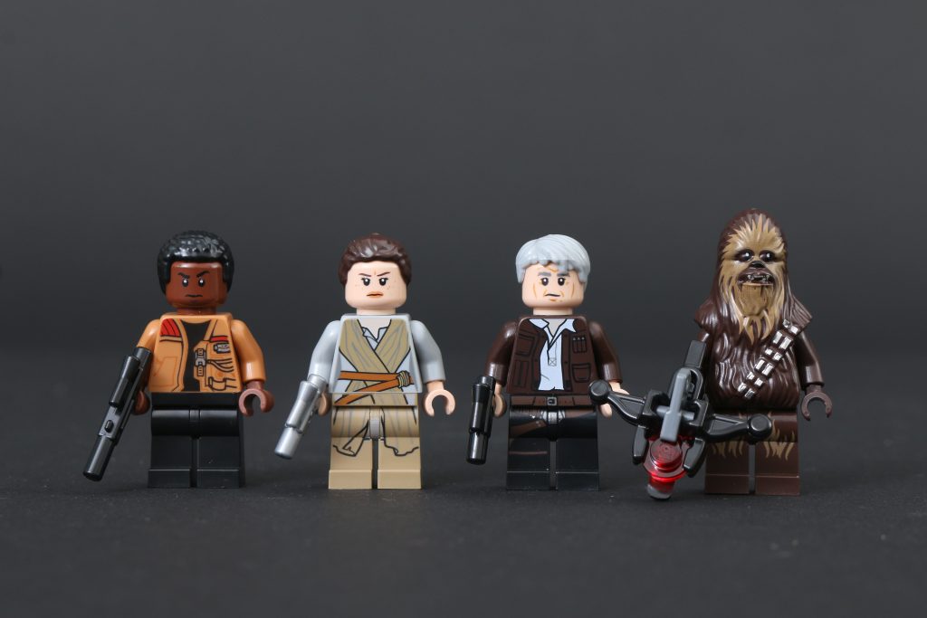 LEGO Star Wars 75192 UCS Ultimate Collectors Series Millennium Falcon review 55 1024x683
