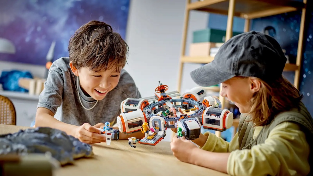LEGO City 2024 space set was built with mistakes in mind 