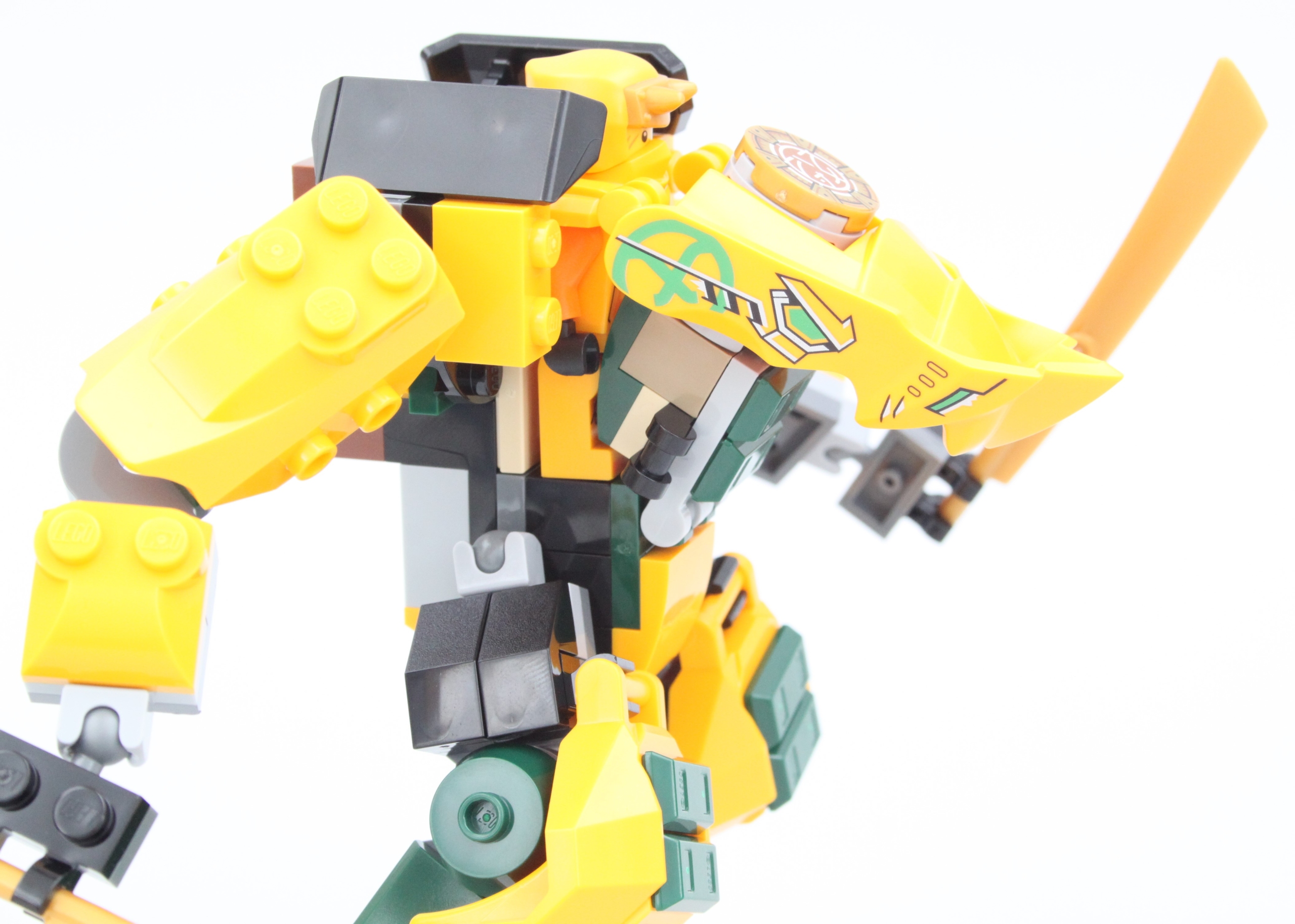 LEGO NINJAGO 71794 Lloyd and Arins Ninja Team Mechs review 22 scaled