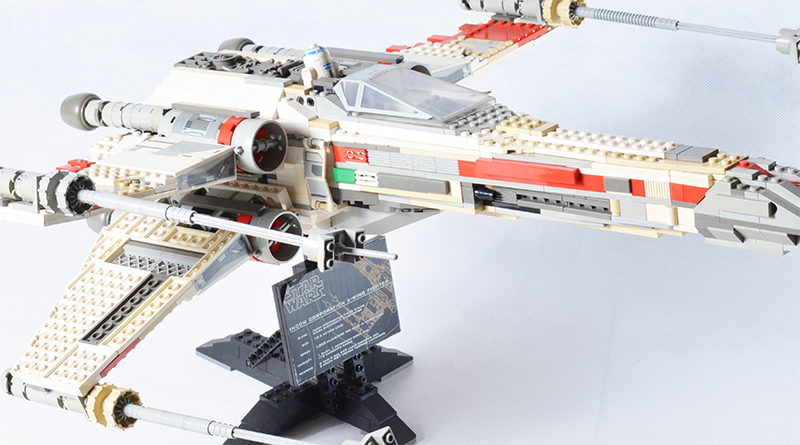 Reflecting on LEGO Star Wars 7191 X-wing Fighter – the first UCS set