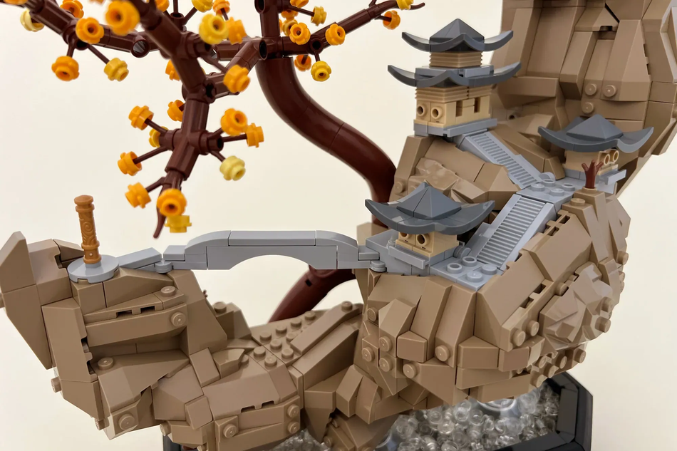 LEGO Ideas Crescent Moon Rock Sculpture 4