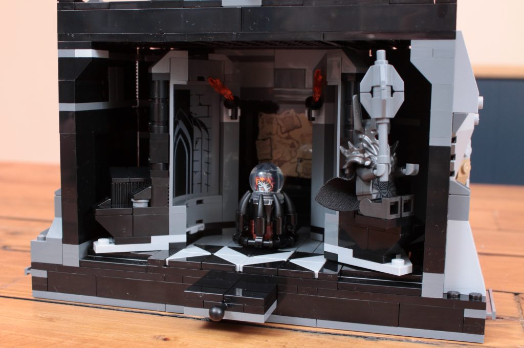 LEGO Icons 10333 The Lord of the Rings Barad dur review 46 1024x680