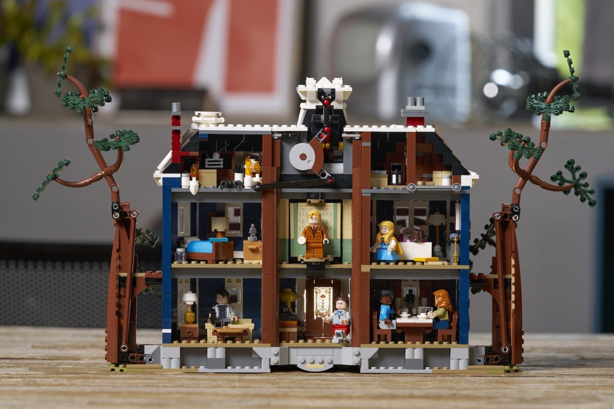 LEGO Icons 11370 Stranger Things The Creel House 25 1200x800