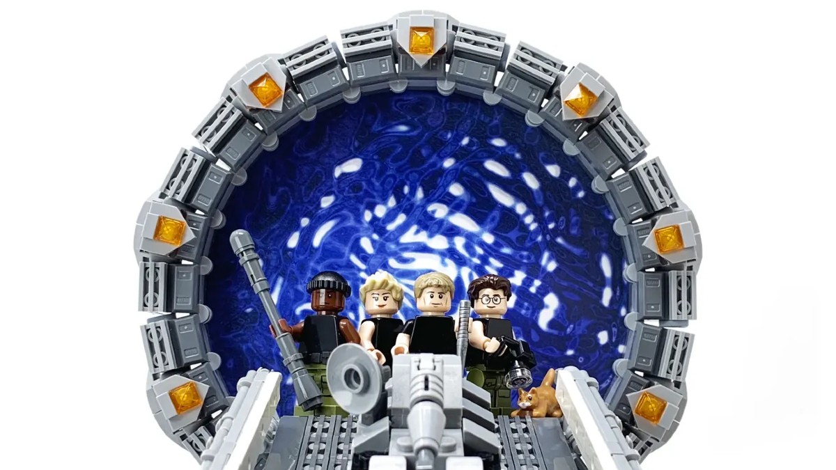Brick-built Stargate reaches 10K on LEGO Ideas