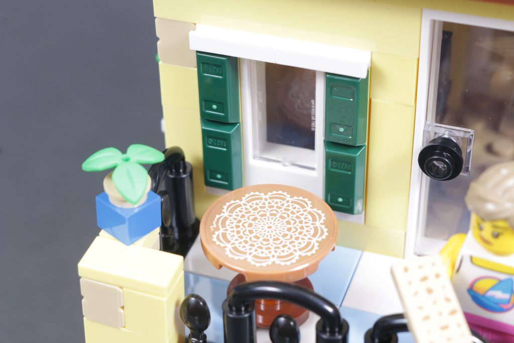 LEGO Ideas 21359 Italian Riviera review 34 1024x683
