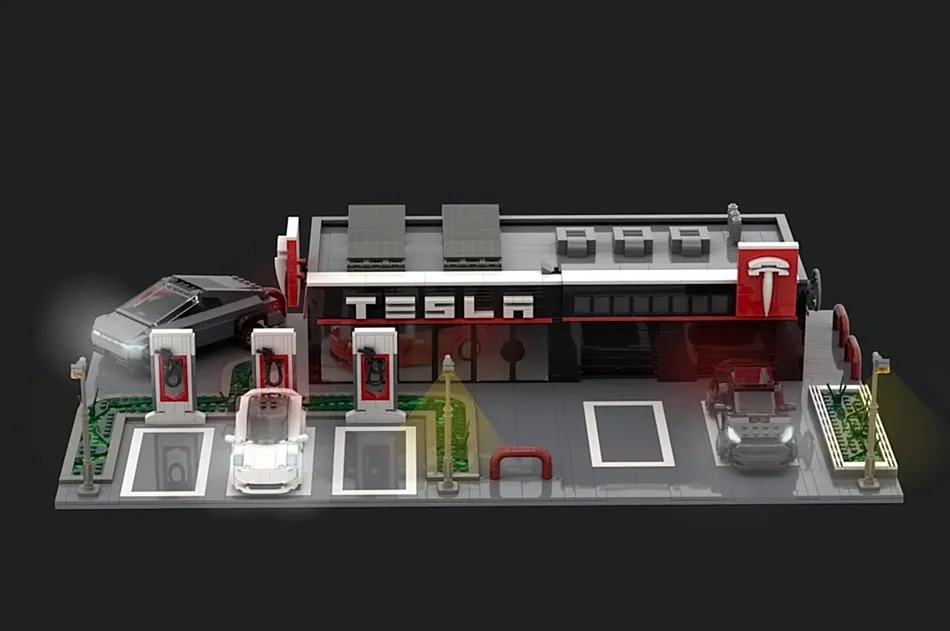 LEGO Ideas Tesla Center 2