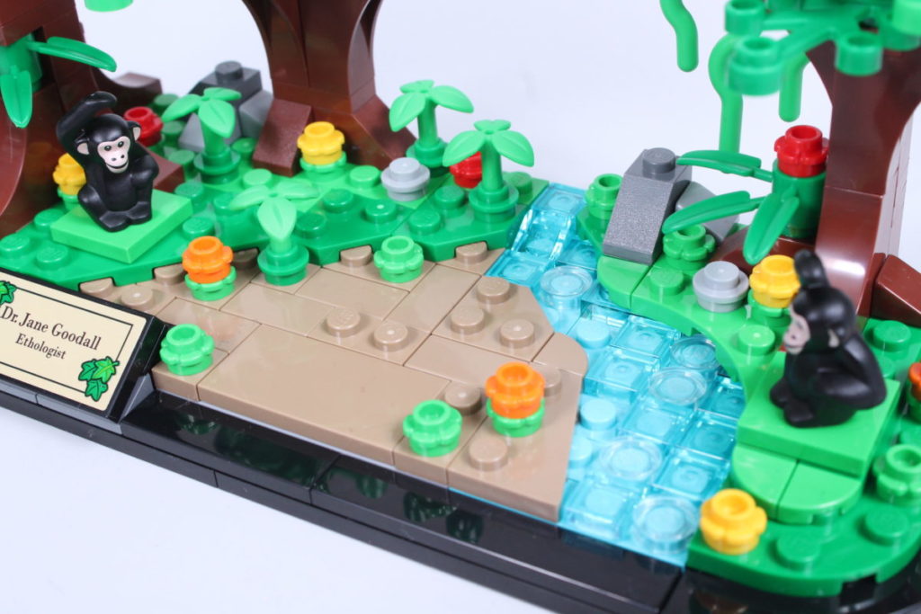 LEGO 40530 Jane Goodall Tribute GWP set review chimps 04 1024x683