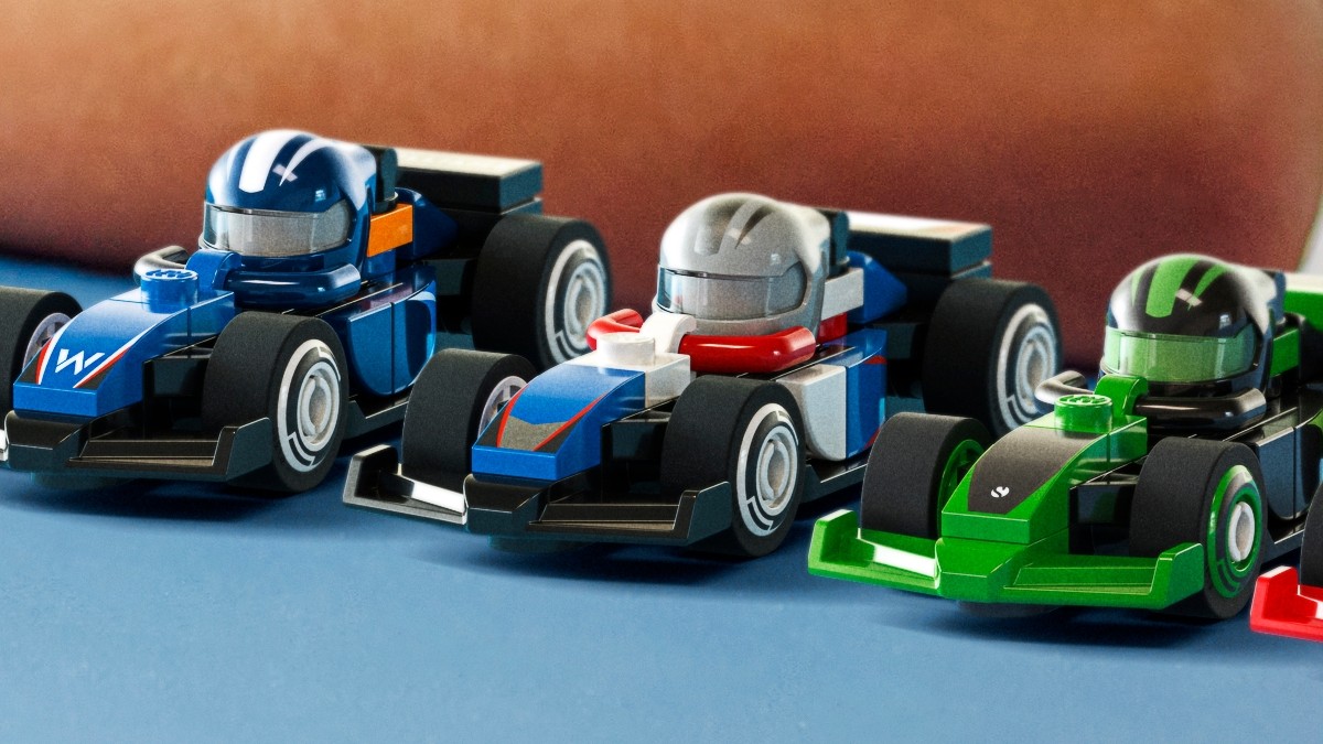 Scannable codes are back on LEGO 71049 F1 Collectible Race Cars