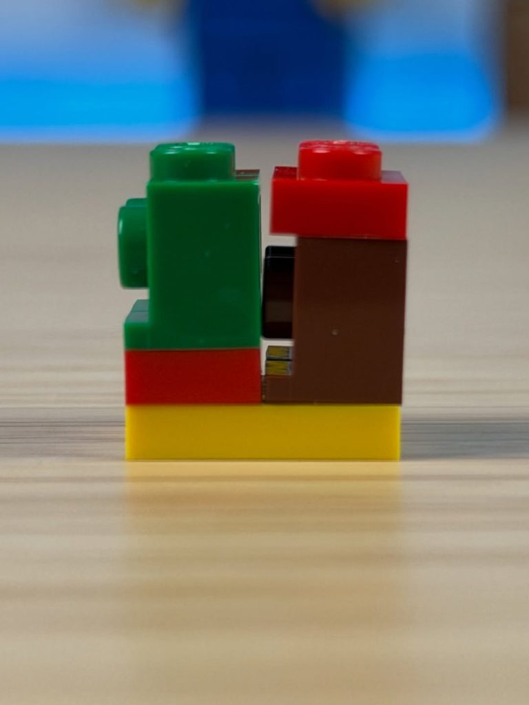 TIAGO CATARINO LEGO Icons 11376 Ford Model T illegal build technique 4 768x1024