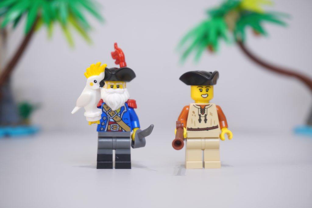 LEGO Bricklink Designer Program The Thieves of Tortuga review 50 1024x683