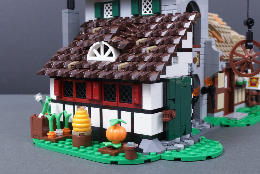 LEGO Icons 10332 Medieval Town Square recolour 9 1024x683